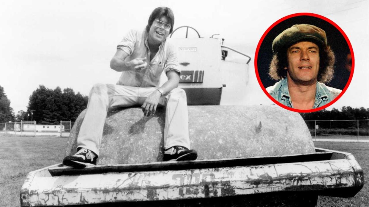  Stephen King sits atop a steamroller . 