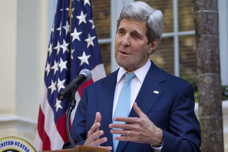 U.S. Secretary of State John Kerry speaks to members of the media in Phnom Penh, Cambodia, January 26, 2016. REUTERS/Jacquelyn Martin/Pool