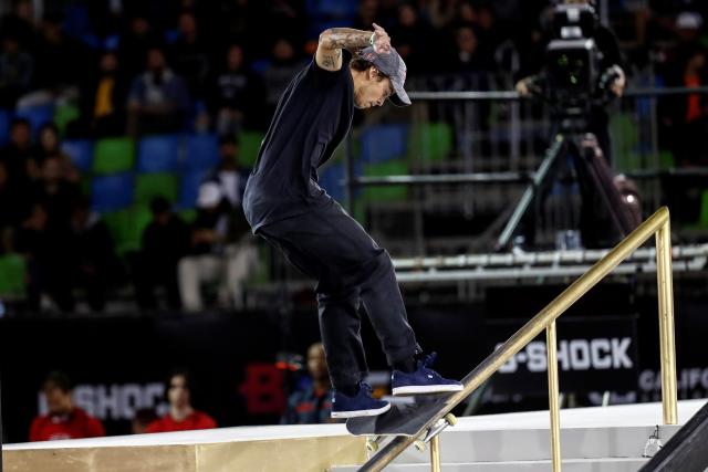 Gustavo Ribeiro é campeão da Liga Mundial de Skate Street, skate