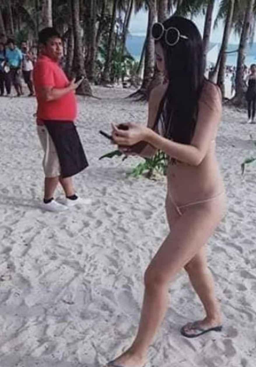 Eine Frau musste ein Bußgeld zahlen, weil sie im Urlaub auf den Philippinen einen winzigen Bikini trug. Foto: Facebook