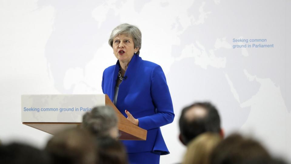 Die britische Premierministerin Theresa May kündigte an, dass das britische Parlament Anfang Juni darüber abstimmen soll, ob es ein zweites Brexit-Referendum geben soll. Foto: Kirsty Wigglesworth/PA Wire