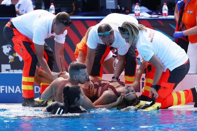 Dean Mouhtaropoulos/Getty Anita Alvarez faints in the pool at the 2022 FINA World Championships