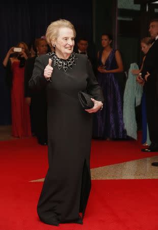 Former U.S. Secretary of State Madeleine Albright arrives on the red carpet for the annual White House Correspondents Association Dinner in Washington, U.S., April 30, 2016. REUTERS/Jonathan Ernst