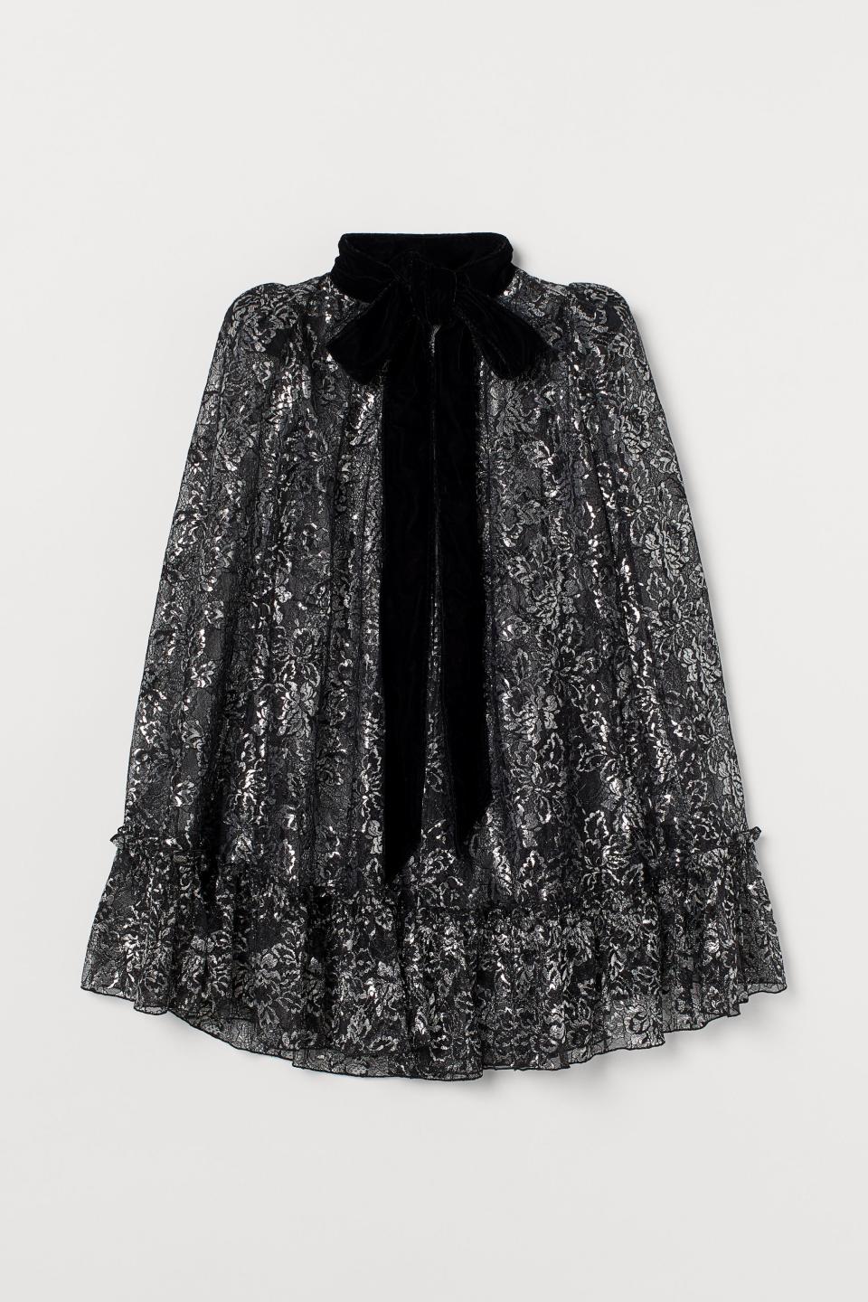 5) Lace Cape