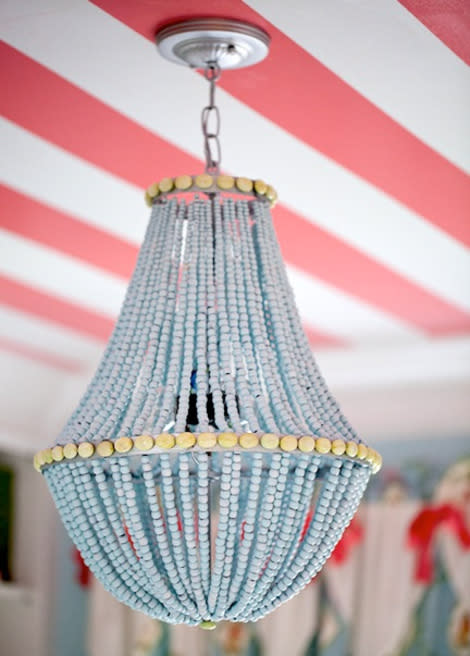 7 Pretty Chandeliers You Can Make Your Yourself... 