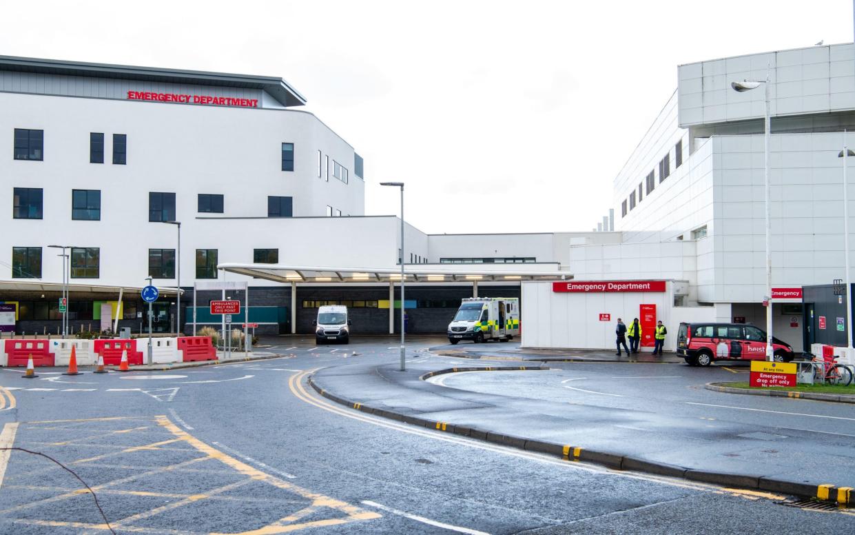 Royal Infirmary Edinburgh - Ian Georgeson/Alamy