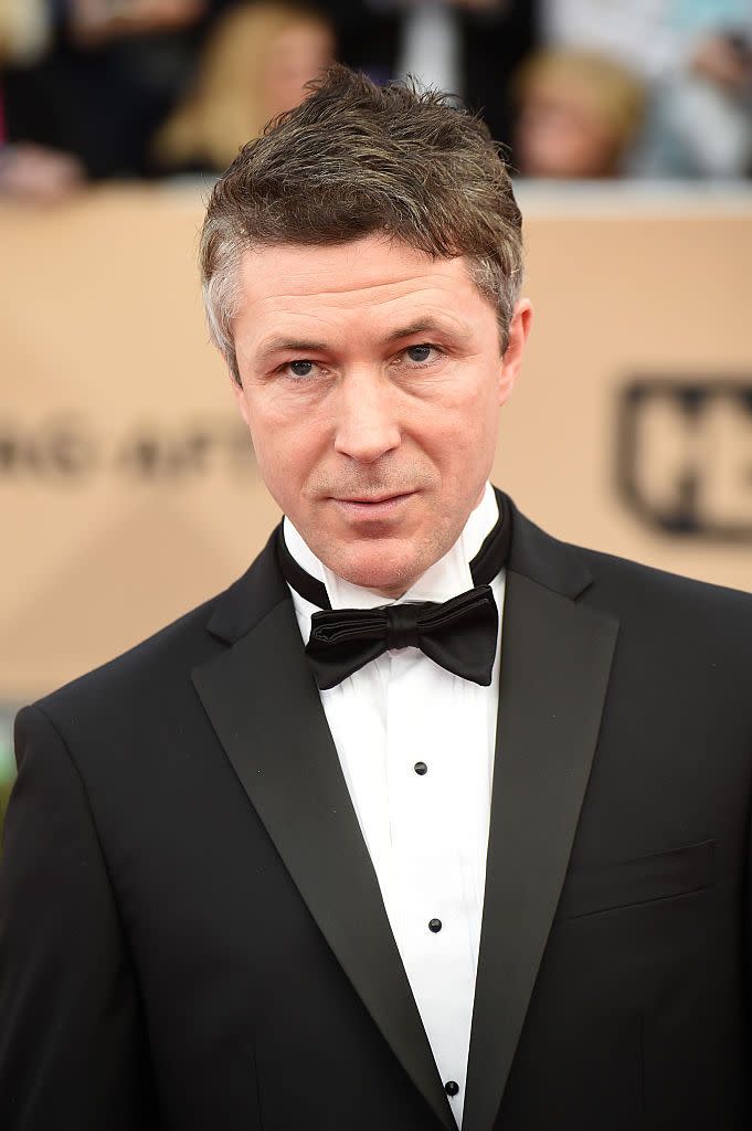 Aidan Gillen (without beard)