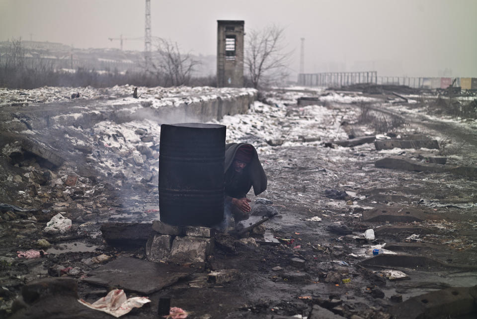 Migrants enduring freezing conditions in Serbia