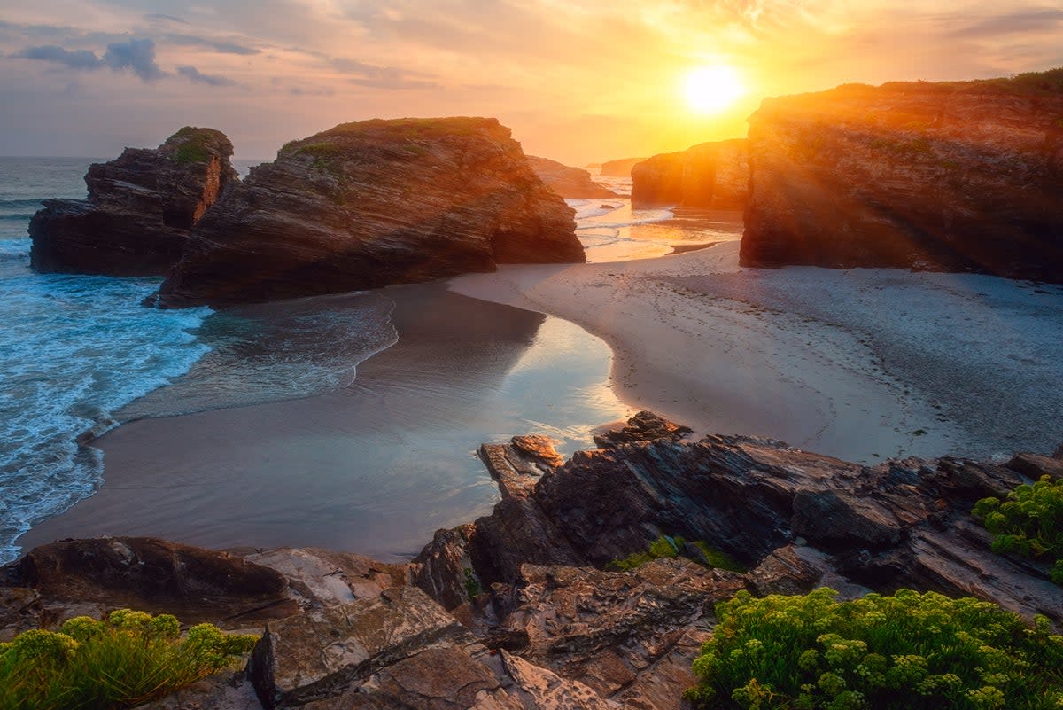 Spain is home to over 600 Blue Flag beaches  (Getty Images/iStockphoto)