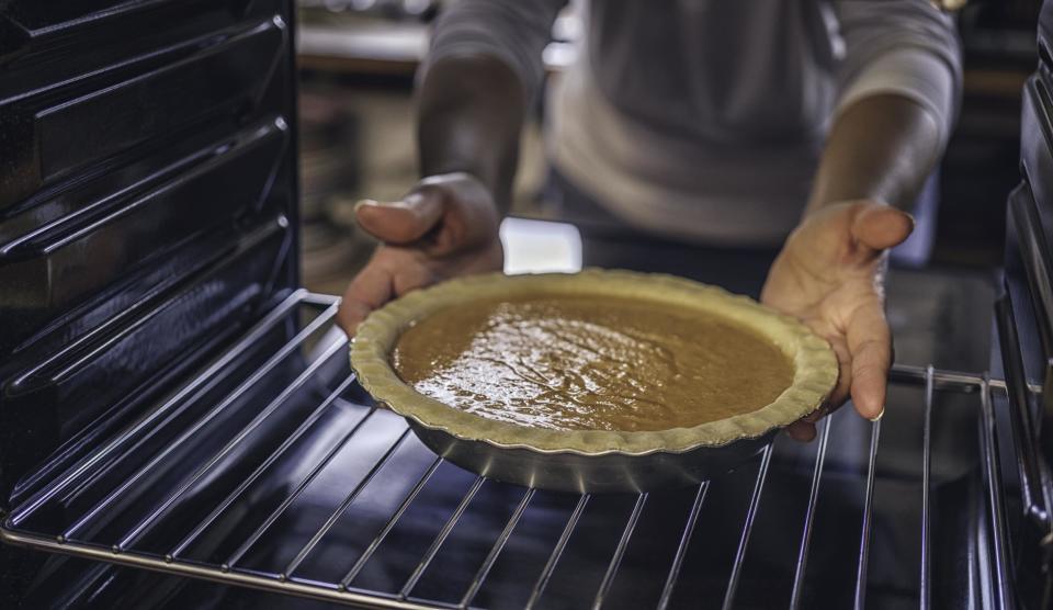 Never settle for burnt pie crust again (Stock)