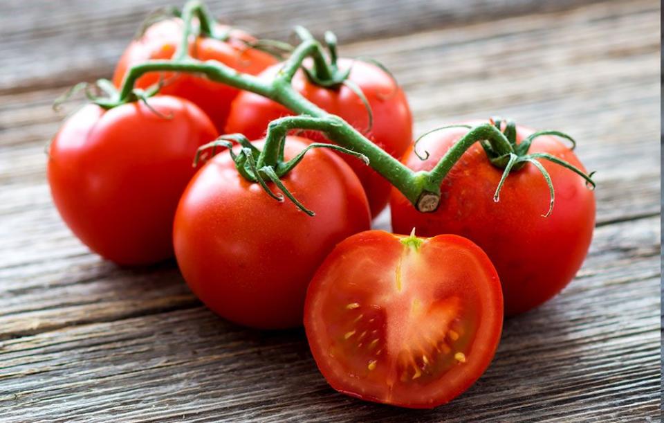 21) Tomatoes