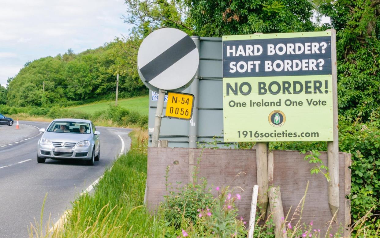 A sign on the Ireland/Northern Ireland border calling for Irish unity