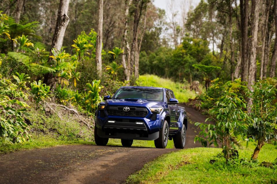 2024 toyota tacoma