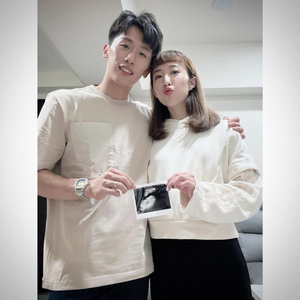李智凱在今年4月慶生時，曾曬出寶寶超音波的照片，預告即將成為新手爸媽。（翻攝自李智凱臉書）