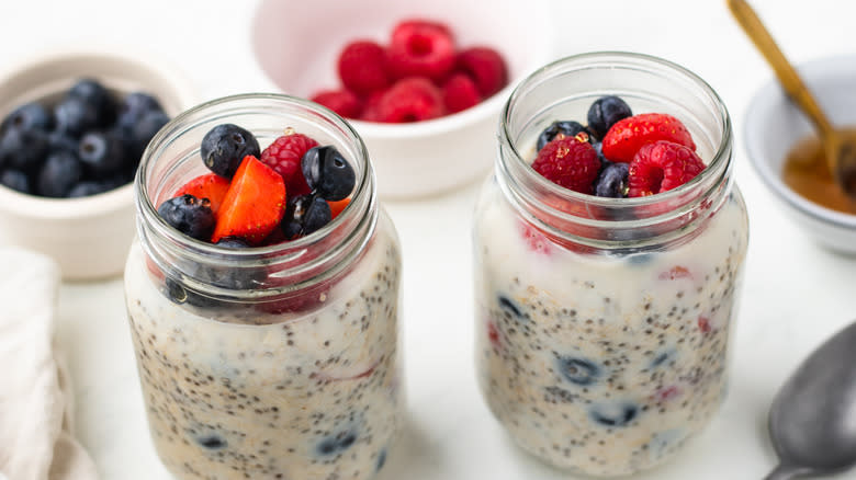 berry overnight oats in jars