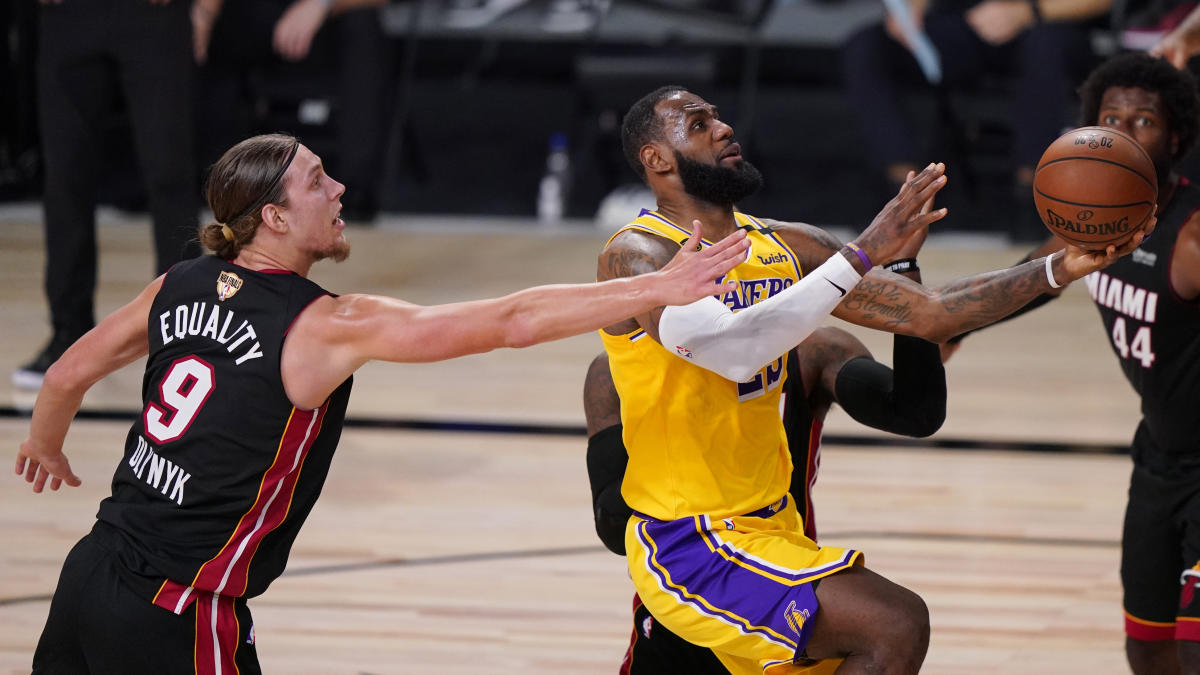 Reckless' LeBron James hears teammates' criticisms and turns night around  in Lakers' win in Miami - The Athletic