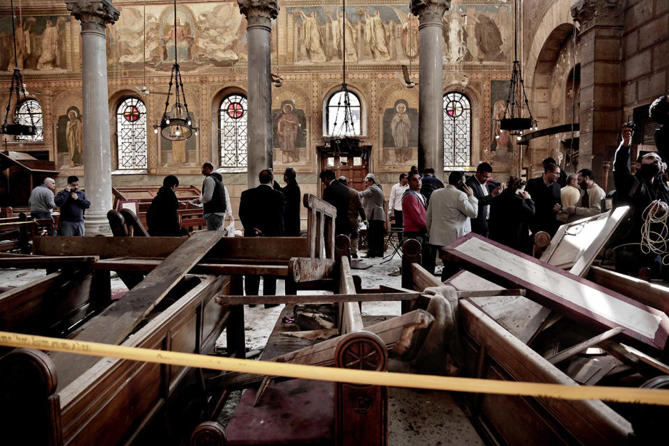 Bomb blast kills dozens at Cairo Coptic church