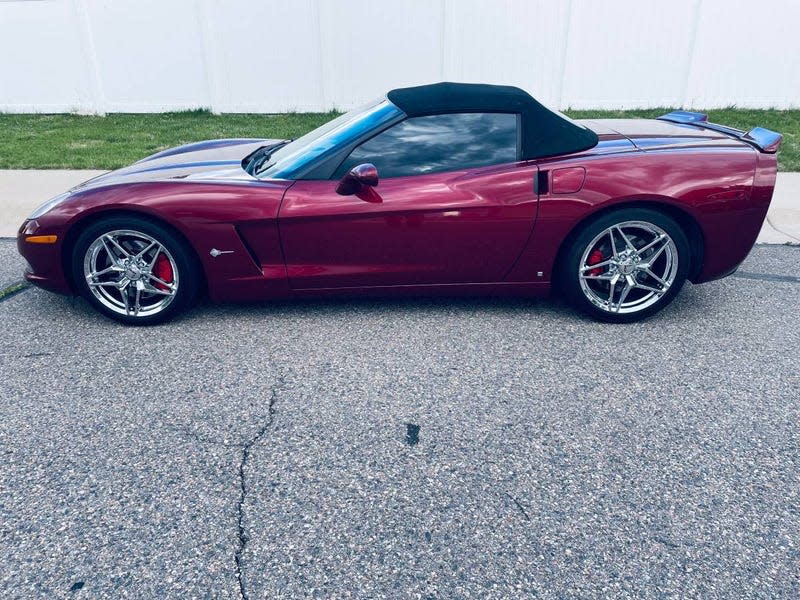 Photo: <a class="link " href="https://denver.craigslist.org/cto/d/mead-2007-chevrolet-corvette-convertible/7759855565.html" rel="nofollow noopener" target="_blank" data-ylk="slk:Craigslist;elm:context_link;itc:0;sec:content-canvas">Craigslist</a>