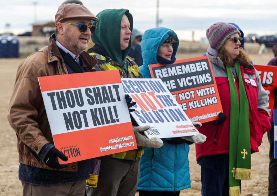 Protestors opposed to the death penalty outside the prison in Idaho (AP)