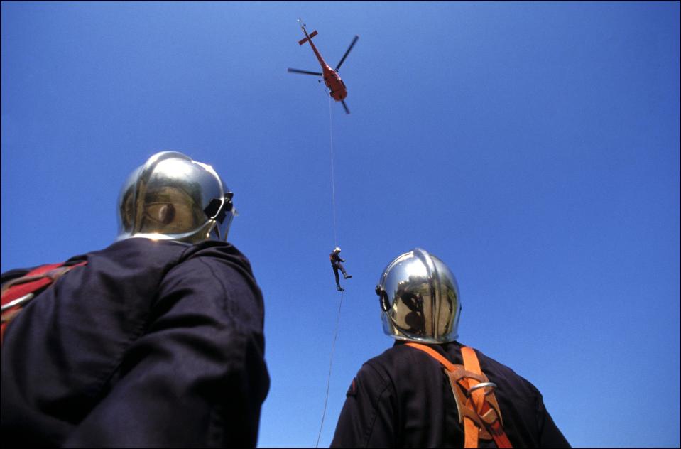 Pompiers en action (Photo by Eric BOUVET/Gamma-Rapho via Getty Images)