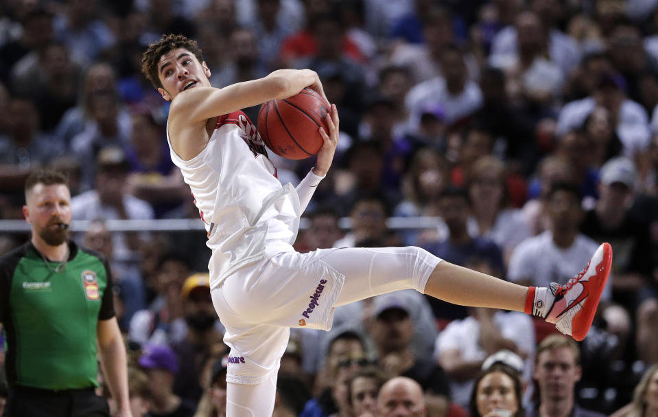 Will LaMelo Ball eventually get a leg up on the draft field? (AP Photo/Rick Rycroft)