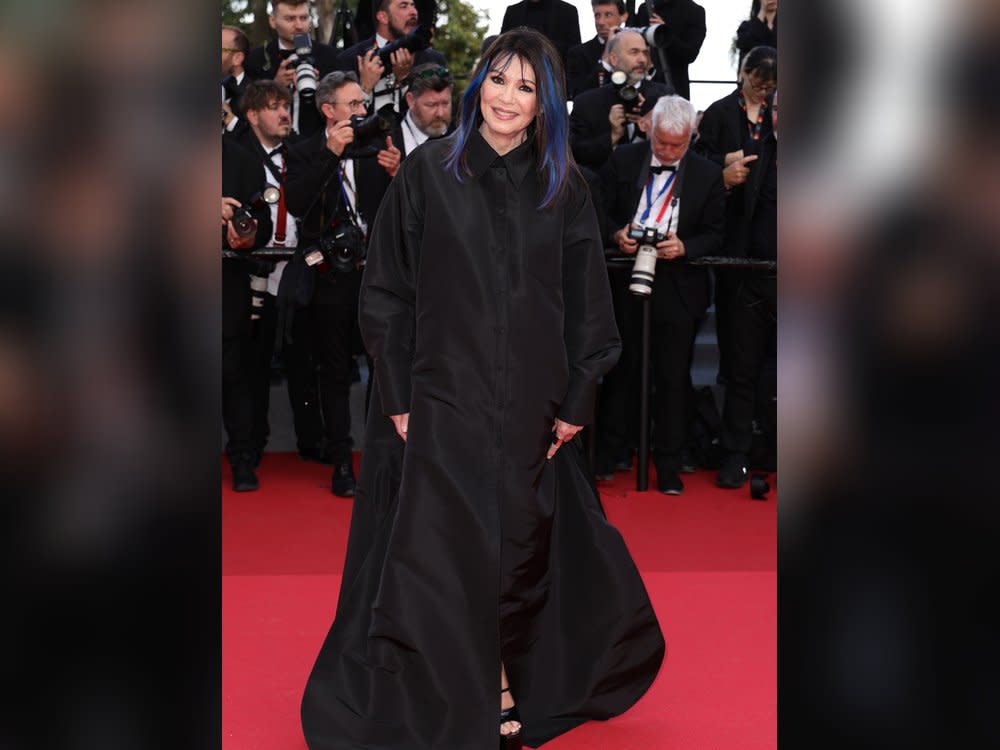 Iris Berben auf dem roten Teppich in Cannes. (Bild: by Getty Images)