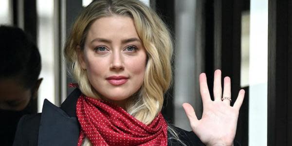 Amber Heard reencuentra la felicidad: es captada en público de vacaciones en España