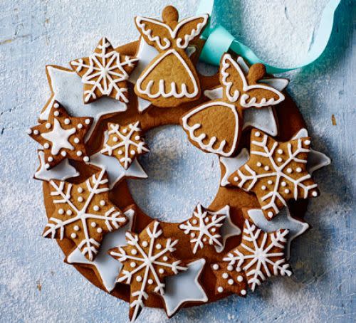 <p>Another decoration that you may be tempted to eat is a wreath made entirely out of gingerbread – it get's our vote. <a rel="nofollow noopener" href="http://www.bbcgoodfood.com/recipes/gingerbread-wreath?amp" target="_blank" data-ylk="slk:[Photo: BBC good food];elm:context_link;itc:0;sec:content-canvas" class="link "><em>[Photo: BBC good food]</em></a> </p>