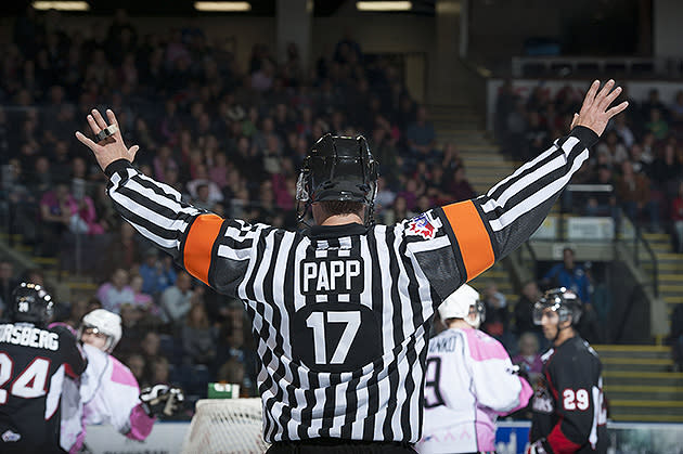 Hockey officials face increase in abuse: top N.S. referee