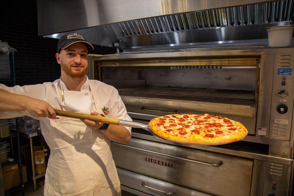 Andrija Minic, Vince & Joe's Gourmet Market pizza chef.