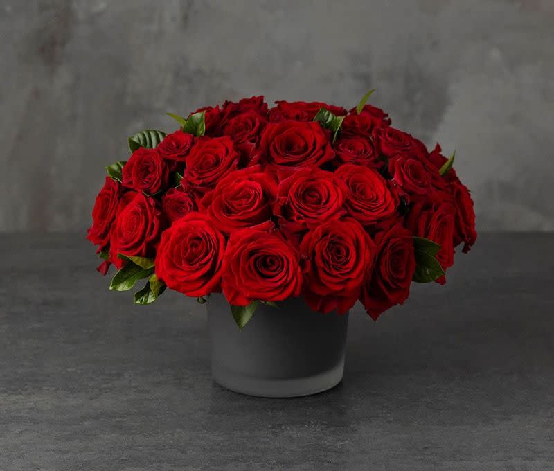 <p><a href="https://www.winstonflowers.com/flower-arrangement/ruby-sweetheart-large/prod8580256" rel="nofollow noopener" target="_blank" data-ylk="slk:Shop Now;elm:context_link;itc:0;sec:content-canvas" class="link ">Shop Now</a></p><p>Ruby Sweetheart</p><p>winstonflowers.com</p><p>$185.00</p>