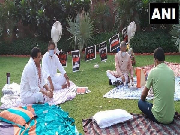 Rajya Sabha Deputy Chairman Harivansh offering tea to suspended MPs. (Photo/ANI)