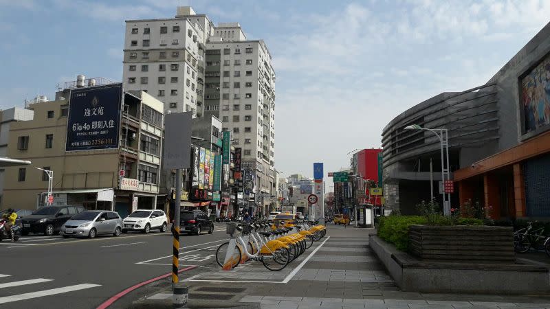 ▲近捷運鳳山站的區域自住比重高，空屋率相對低。（圖／NOWnews資料照片）