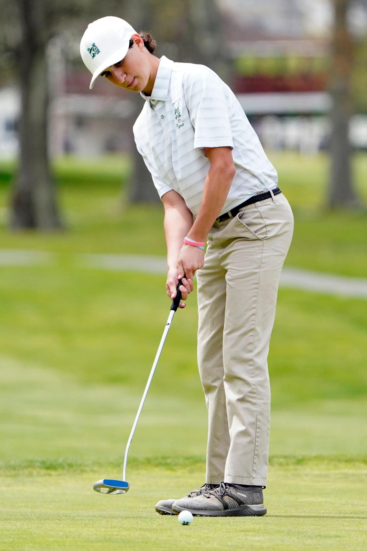 Eli Kaufman of Montville putts on the first green during the Morris County Golf Tournament at Flanders Valley Golf Course on Tuesday, May 3, 2022.