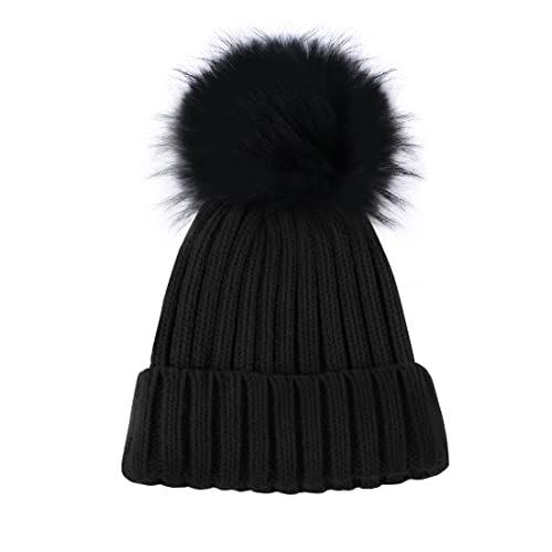 51) Beanie with Pom