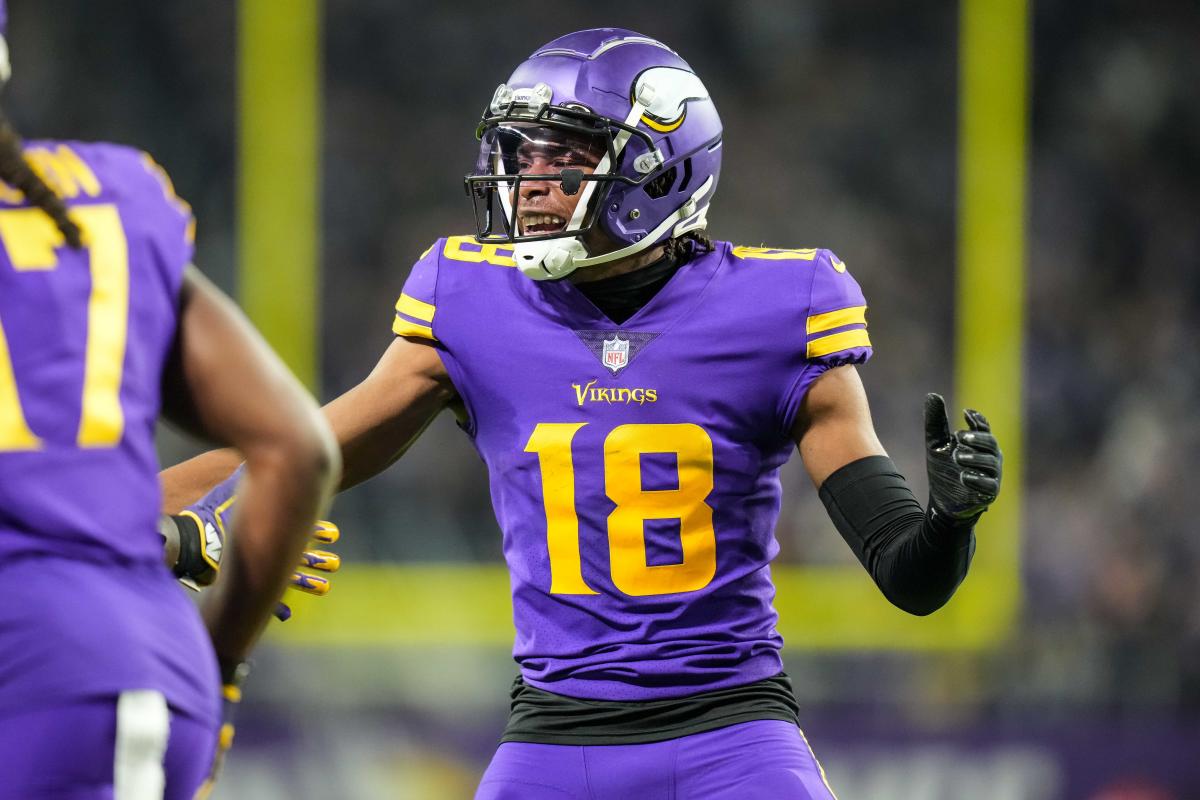 Justin Jefferson, Vikings dominate Packers in Week 1 divisional