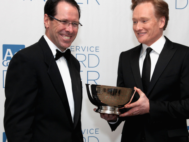 Randall L. Stephenson, Conan O'Brien