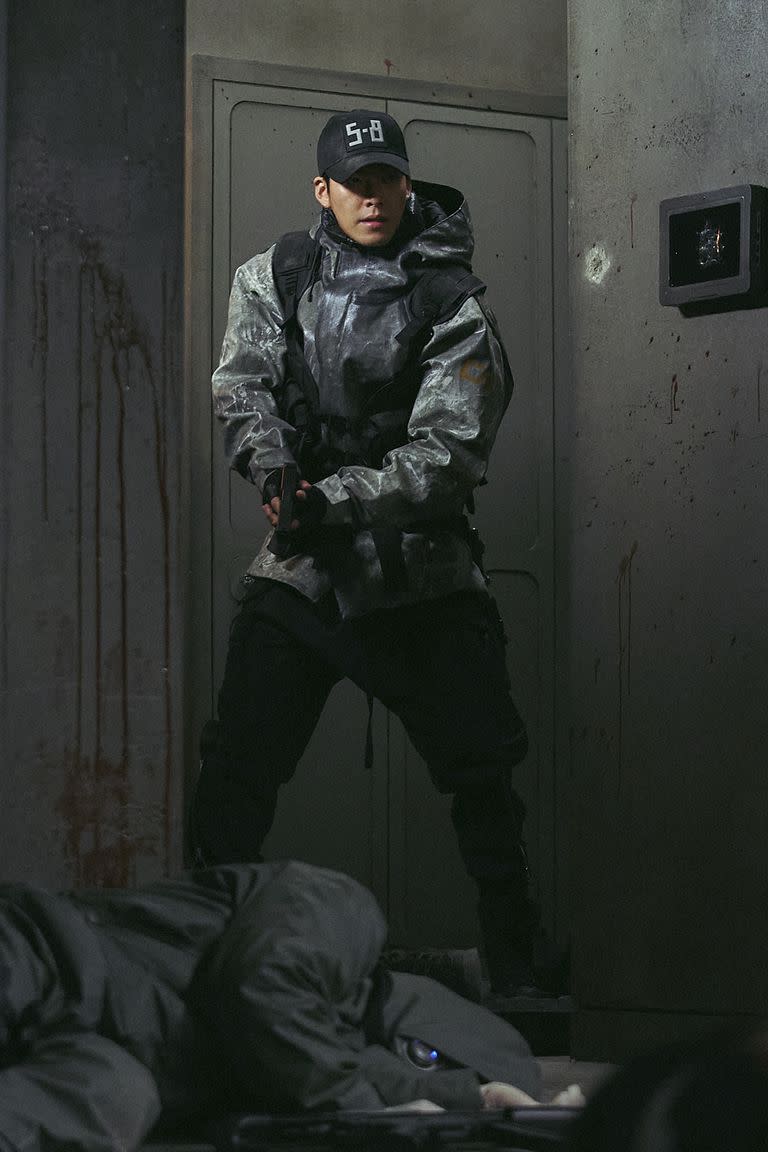 Kim Woo-bin como 5-8, el héroe de la miniserie coreana que llega a Netflix