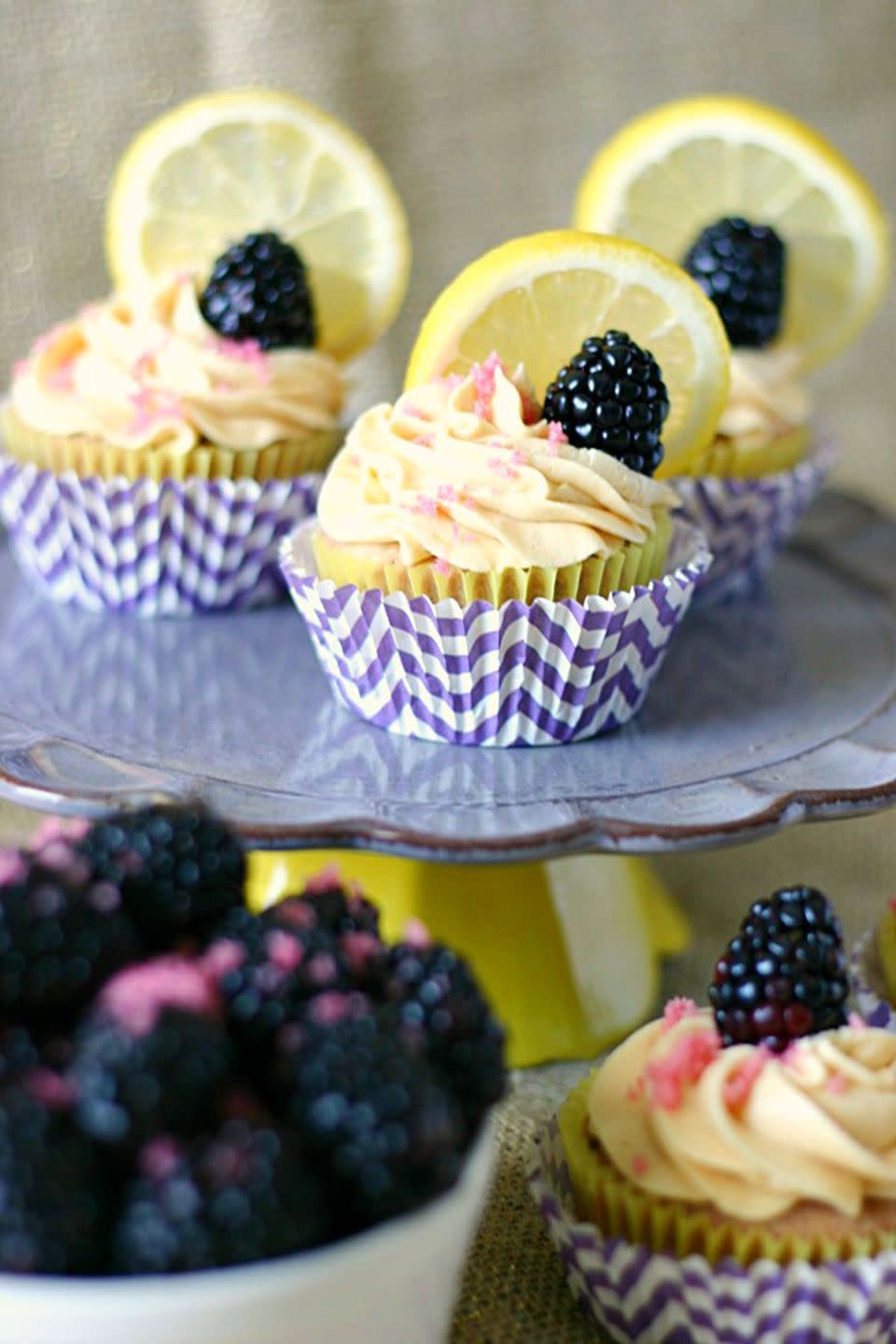 Lemon Blackberry Sweet Tea Cupcakes