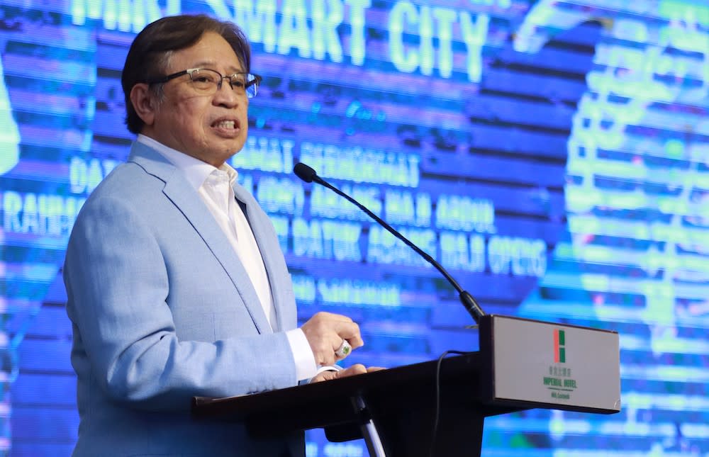 Sarawak Chief Minister Datuk Patinggi Abang Johari Openg speaks during the launch of Miri Smart City&nbsp;in Miri April 12, 2021. — Picture&nbsp;courtesy of Sarawak Public Communications Unit (Ukas)