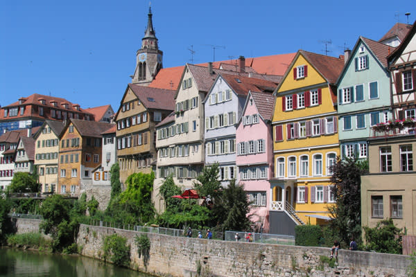 <b>Platz 8: Tübingen</b><br> Eine günstige Studentenbude ist in der Uni-Stadt Tübingen wie ein Sechser im Lotto. Durchschnittlich zahlen Mieter 9,30 Euro pro Quadratmeter. Die Stadt liegt damit auf Platz 8 des Mieten-Rankings.