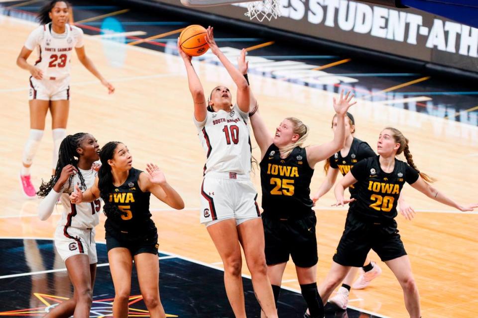 South Carolina Gamecocks center Kamilla Cardoso (10) plays Iowa in the NCAA Tournament Final Four game at the American Airlines Center on Friday, March 31, 2023.