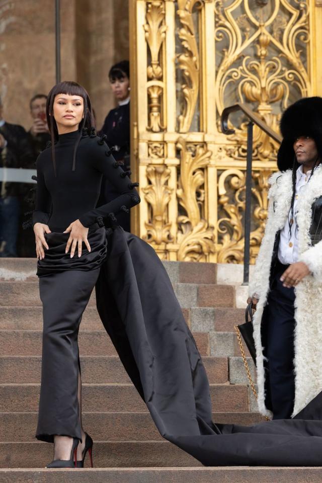 Zendaya Looks Regal in an Outrageously Cool Black Dress at Paris Fashion  Week