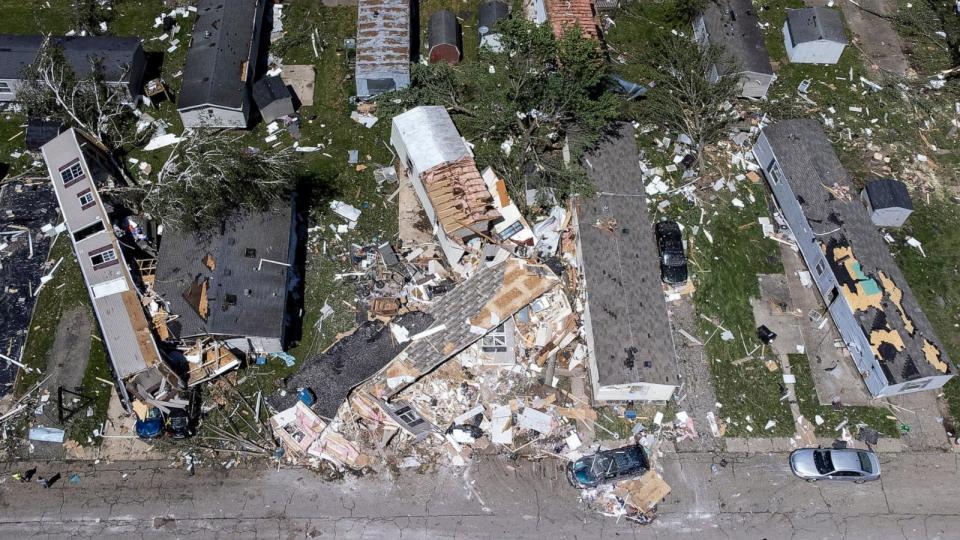 PHOTO: Tornado damage at Pavilion Estates mobile home community in Kalamazoo, Mich., on May 8, 2024. (Junfu Han/Detroit Free Press via USA Today Network)