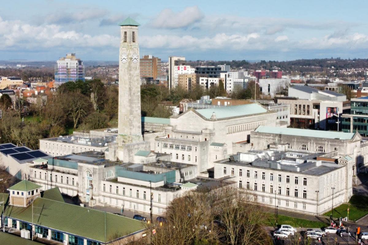 Why has the clock on the Civic Centre in Southampton stopped working? <i>(Image: David Mitchell)</i>