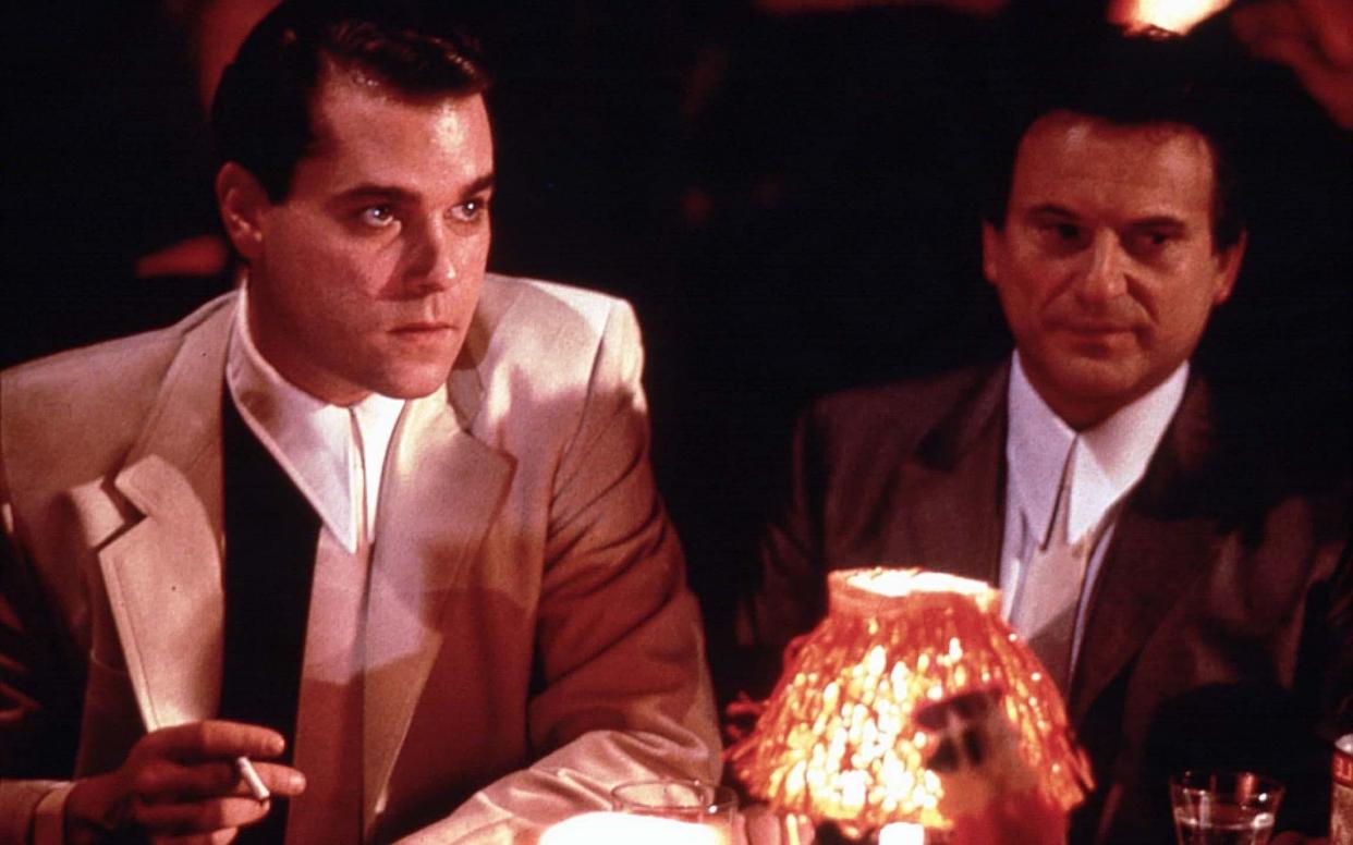 Ray Liotta and Joe Pesci in Goodfellas - Ronald Grant Archive