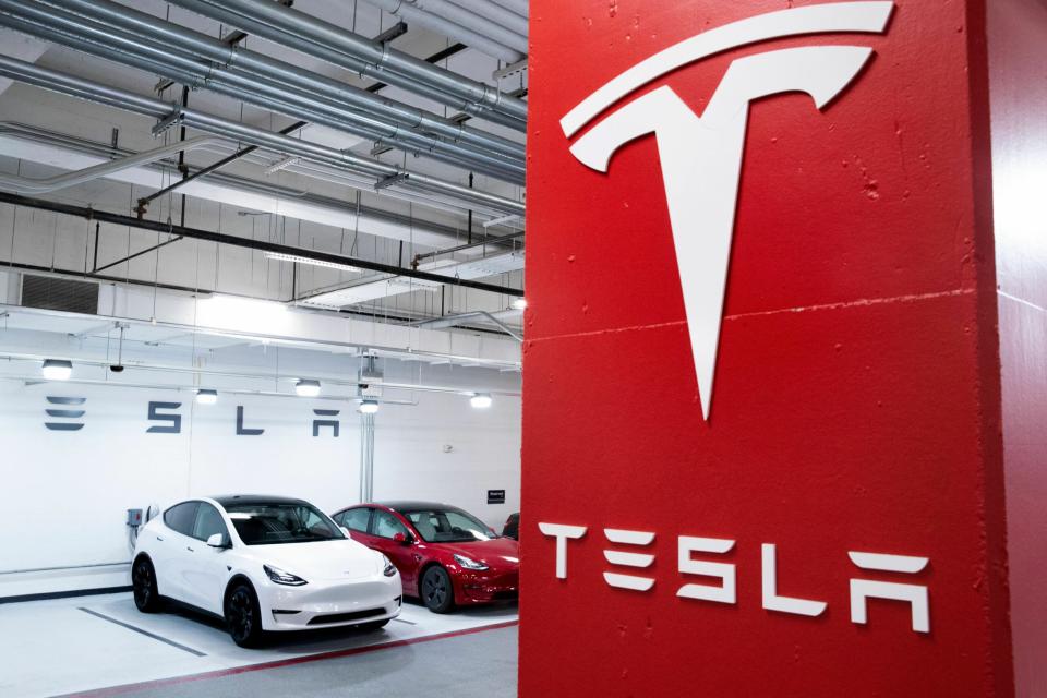 Tesla ha fatto un’incursione nella pubblicità tradizionale?