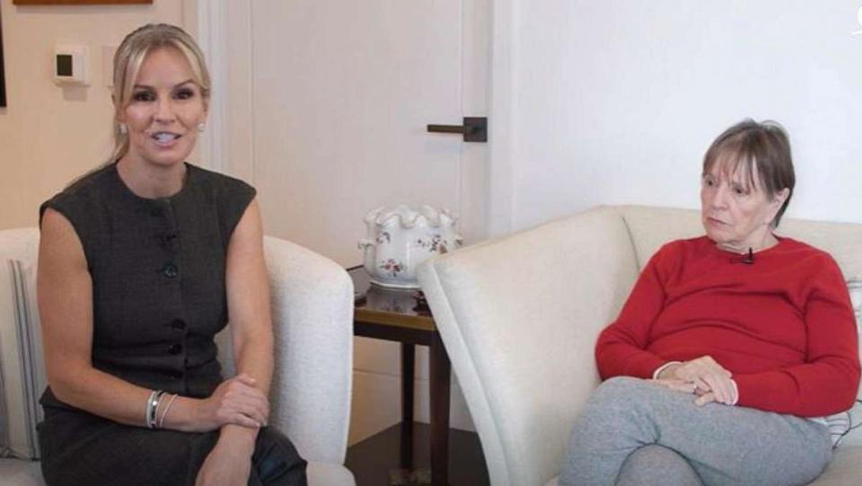 PHOTO: ABC News' Dr. Jennifer Ashton and her mom, Dorothy Garfein, discuss the changes in hair as women age. (ABC News)