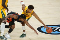 Baylor's MaCio Teague, right, and Illinois' Adam Miller go for a loose ball during the second half of an NCAA college basketball game Wednesday, Dec. 2, 2020, in Indianapolis. (AP Photo/Darron Cummings)