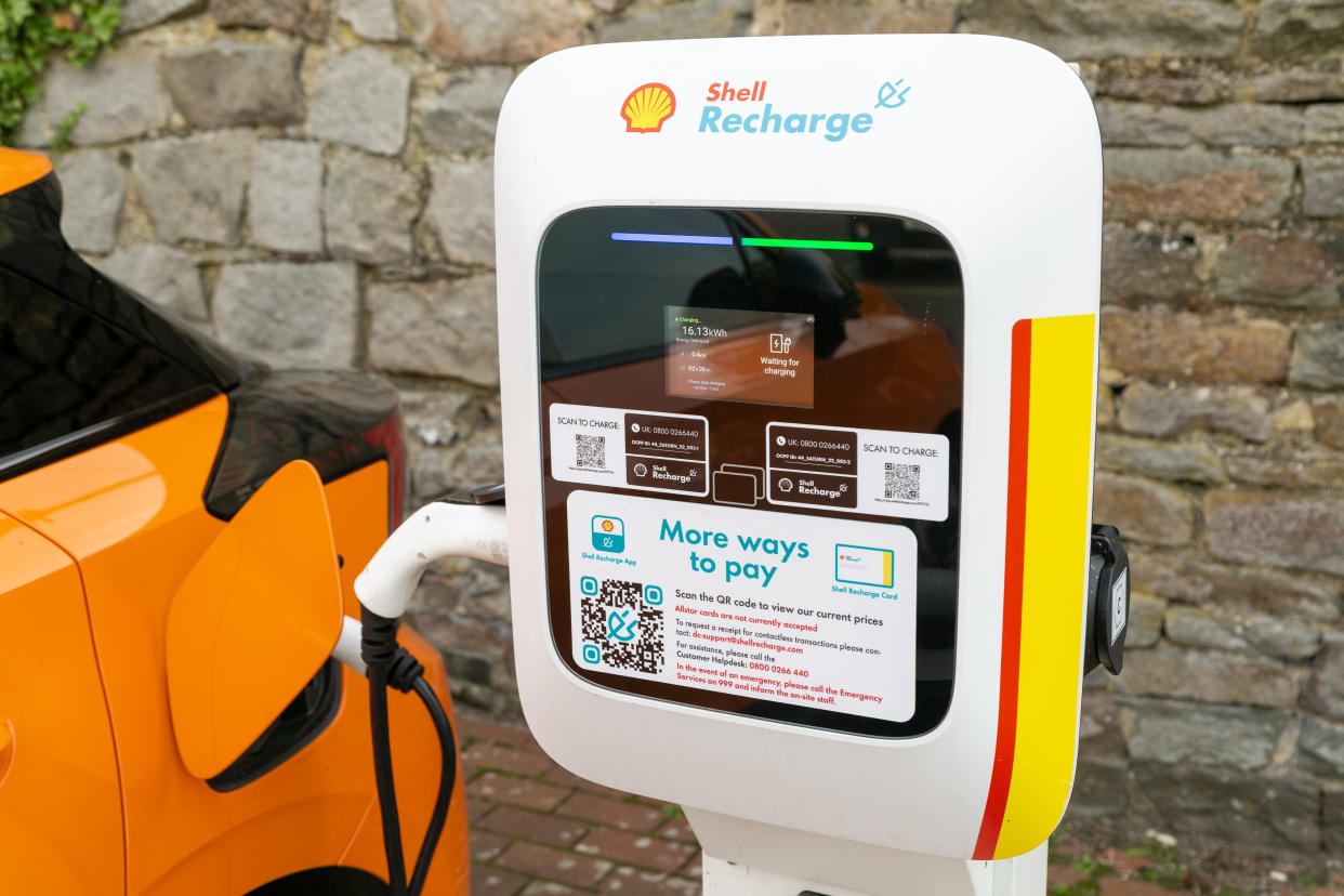 Shell Recharge electric car vehicle electrical charging point, Marlborough, Wiltshire, England, UK. (Photo by: Geography Photos/Universal Images Group via Getty Images)